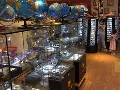 -新华书店(保利水城店)