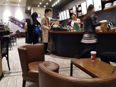 -星巴克(重庆火车北站北广场II店)