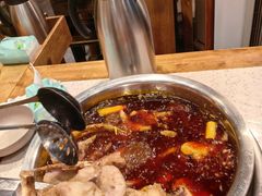 -肖肖酸萝卜鱼火锅(总店)