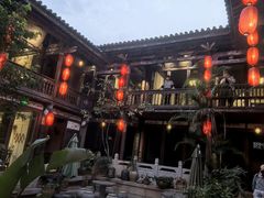 -香满楼.建水老宅院