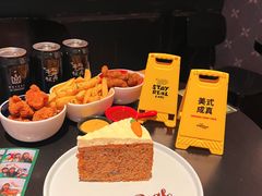 -StayReal Cafe(长宁来福士广场东八区店)