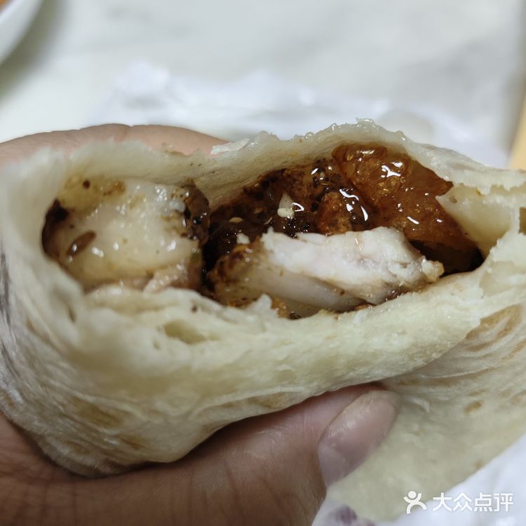 烤的嘎嘣脆炸的脆皮烤肉
