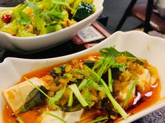 -長壹旋转烤吧 农家鸡火锅