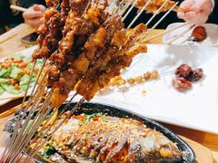 铁板烤鲫鱼-老杨太太烧烤(文化广场店)