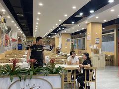 -江城燕子大排档(江汉路步行街店)