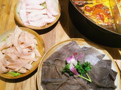 -白乐天毛肚火锅馆(解放碑店)
