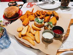 人气重磅拼盘-必胜客(新辰里酒仙桥店)