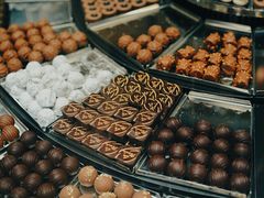 -Laderach 莱德拉(上海环贸iapm店)