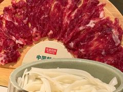 匙皮肉-左庭右院鲜牛肉火锅(金山万达店)