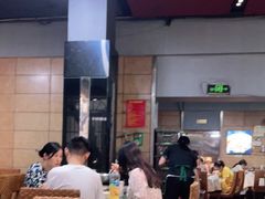 大堂-昱龙大盆牛蛙馆(三兴街总店)