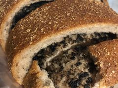 黑麦核桃包-Ole 面包房(华润万象城店)