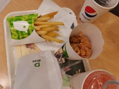 -德克士(砂之船奥特莱斯店)