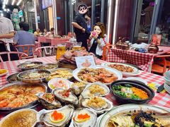 -船梆煮•蒸汽海鲜·炉火烤肉(五四广场店)