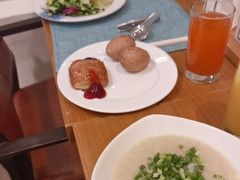 -亚龙湾希尔顿自助餐厅·海鲜·烧烤·沙滩BBQ·现场乐队