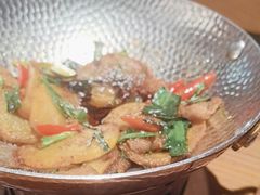 -隔壁老王·家常云南菜(花巷店)