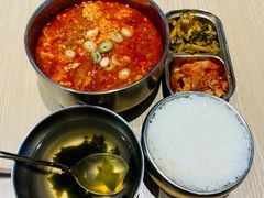 -梨花牛肉汤饭(仁恒伊势丹店)