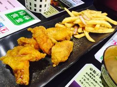 小吃拼盘-绿柠食堂(北外滩店)