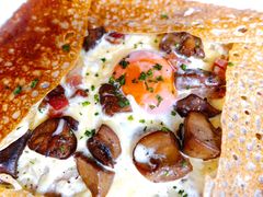 鸡蛋蘑菇熏肉荞麦可丽饼-RAC BAR(安福路店)