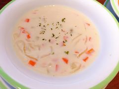 奶油海鲜汤-萨莉亚意式餐厅(大宁音乐广场店)