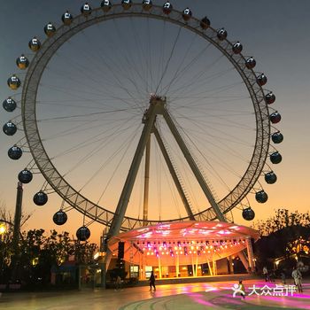 整体来说不错，周日去的，人不算多，想玩的项目基本都开