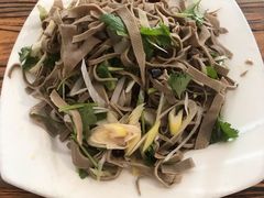 -溢心园香河肉饼总店