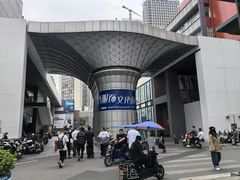 -荔秀服饰文化街区