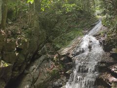 -藏龙百瀑风景区