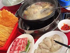-花苑美食横琴生蚝火锅(拱北粤华路店)