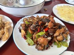 -美顺香食府鱼头老店(雪野湖店)