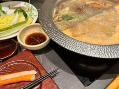 -牛YO寿喜烧·铁板烧和牛火锅自助(市府恒隆店)