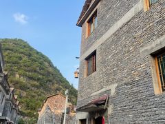 -高荡千年布依古寨旅游景区