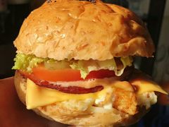 -HIGH FIVE哈福手工汉堡(桂林路店)