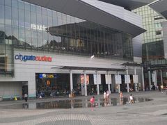 门面-东荟城名店仓