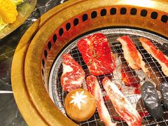 -山川小町·极番烧肉(新地假日广场店)