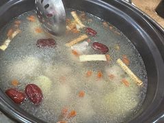 -濠轩阁特色生蚝火锅(水湾路店)