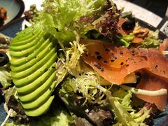 牛油果烟熏三文鱼沙拉-BE BRIGHT KITCHEN(正佳广场店)