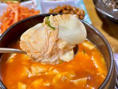 -故乡家韩国料理(丹东街店)