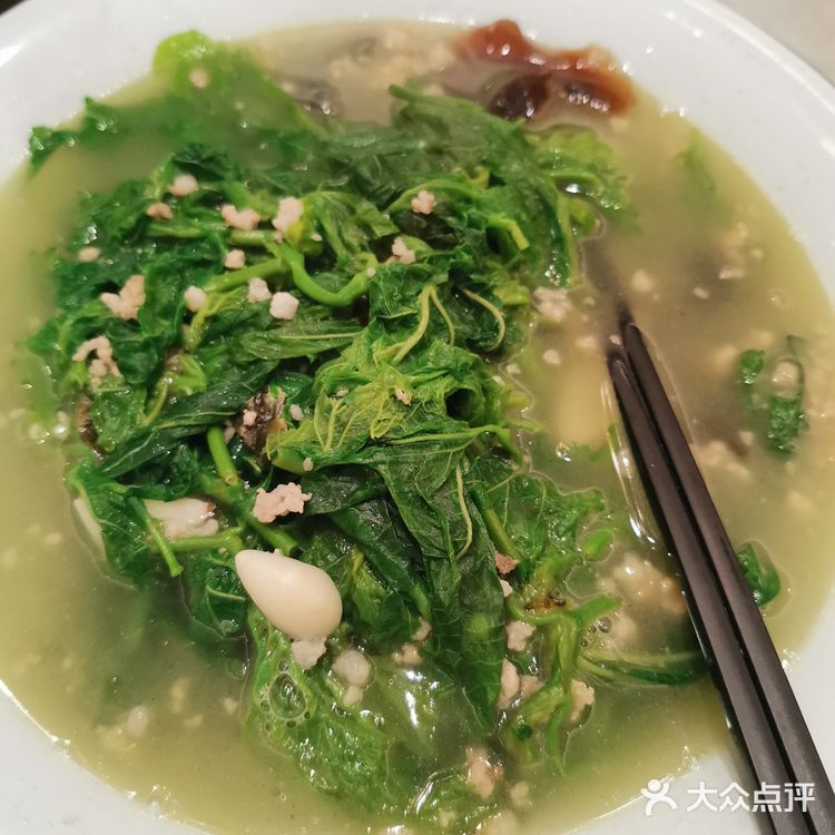 位于翠林苑小区旁的上龙居