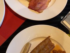 -筠咖啡西餐厅(上海国展宝龙丽筠酒店)