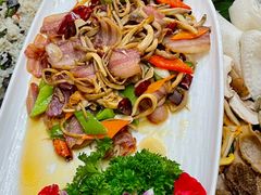 -原林野山菌火锅·炒菌(关上野生菌一条街店)