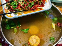 -乡土黄·鲜牛肉火锅·小龙虾(兴业街店)