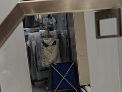 -福奈特洗衣洗鞋(宝华广场店)