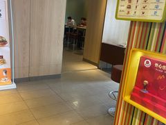 -麦当劳(总统大酒店店)