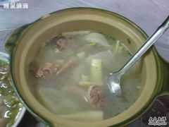 老鸭混沌煲-老品芳