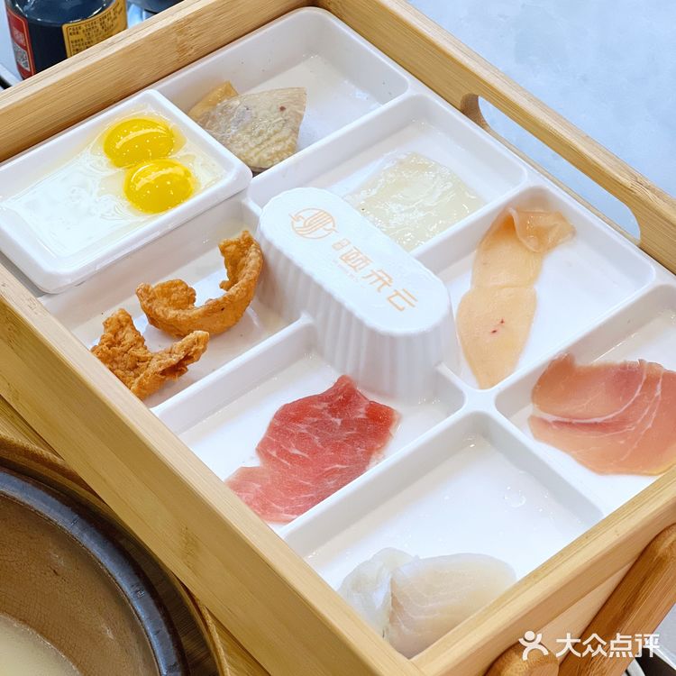 仪式感满满的金汤过桥米线🍜汤鲜味美