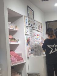 -尤米一站式美甲美睫