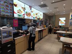 -小杨生煎(金山百联购物中心3楼店)