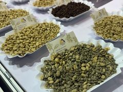 -上海跨国采购会展中心