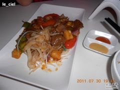 牛肉河粉-翠华餐厅(山顶道店)
