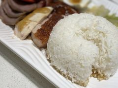 -香港新发烧腊茶餐厅(水围店)